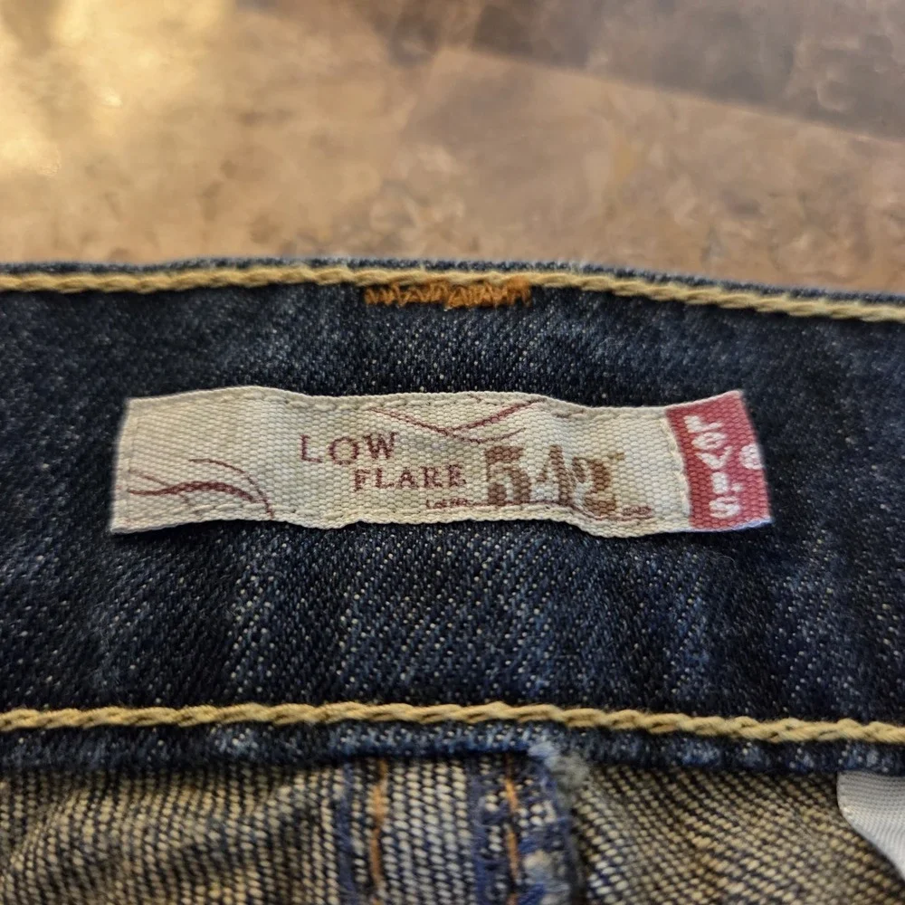 Levi's sz 16M women's Low Flare 542 jeans flap pocket stretch Y2K